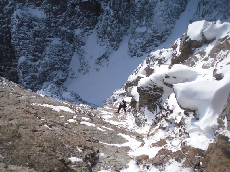 Читинские альпинисты проложили новый маршрут на вершину Трехглавую в ущелье Кынгаргы